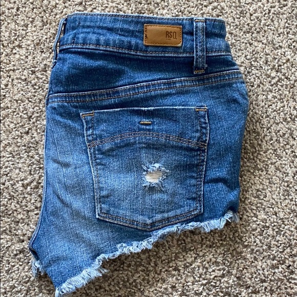 RSQ Cabo Cut Off Shorts - Picture 2 of 2